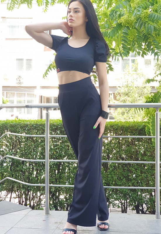 Черен crop top с буфан ръкав 