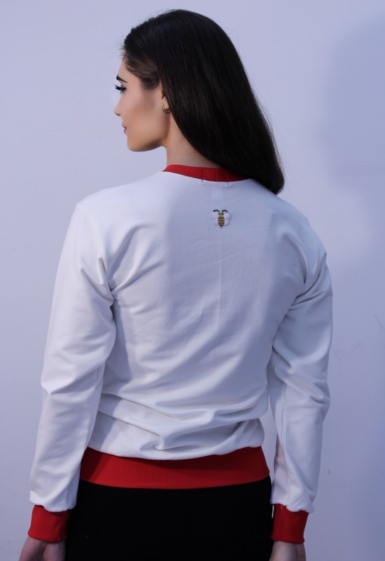 Суитшърт в цвят ванилия с апликация Fashion 