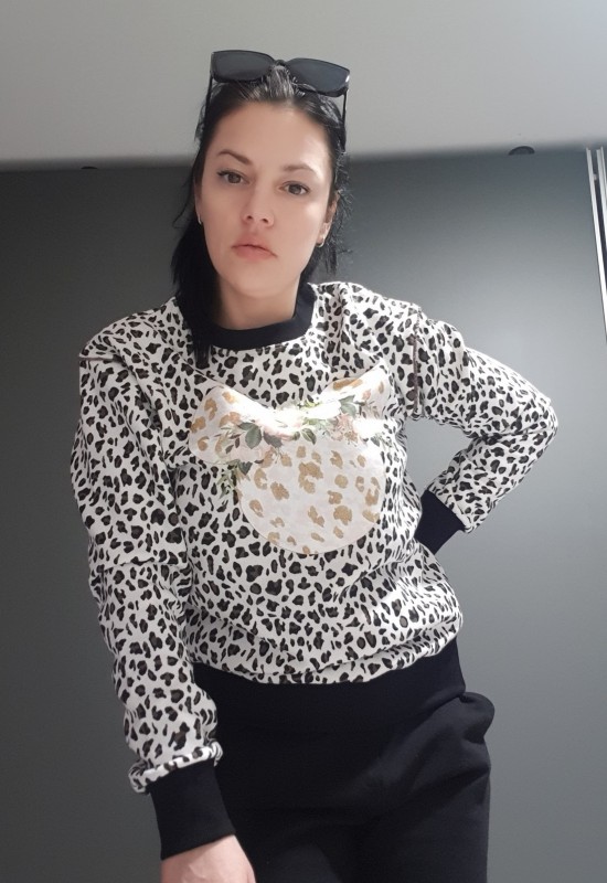 Суитшърт  Modern Princesses 