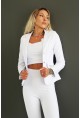 Късо вталено сако в бяло от колекцията Whisper in white